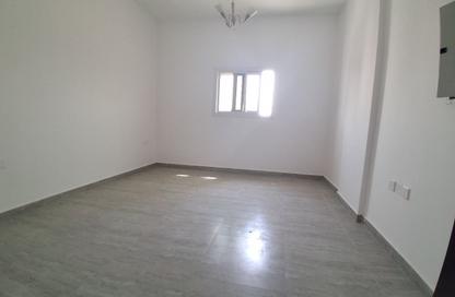 Apartment - 1 - 1 for rent in Fire Station Road - Muwaileh - Sharjah