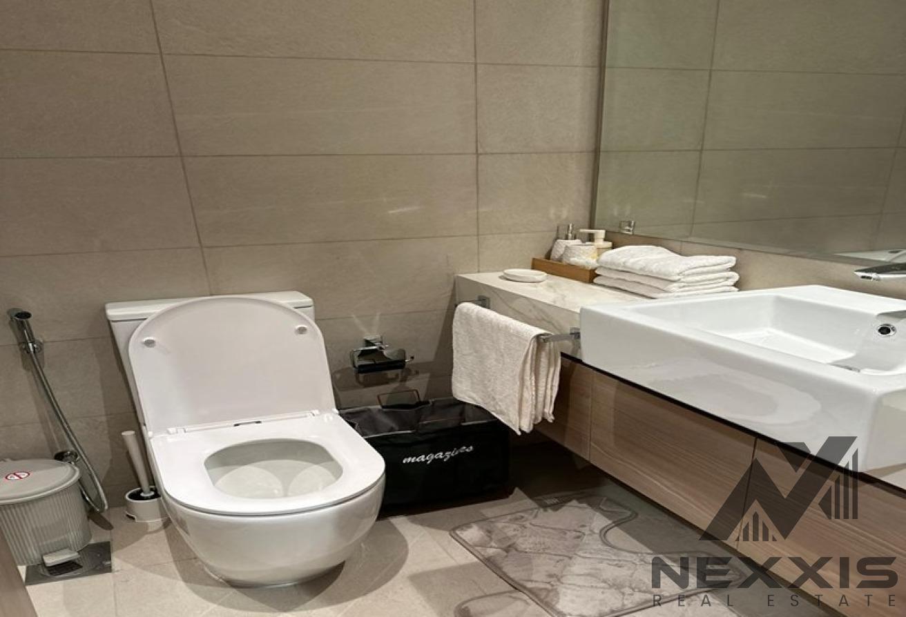 Fully Furnished | Vacant | Upgraded | Balcony photo 14