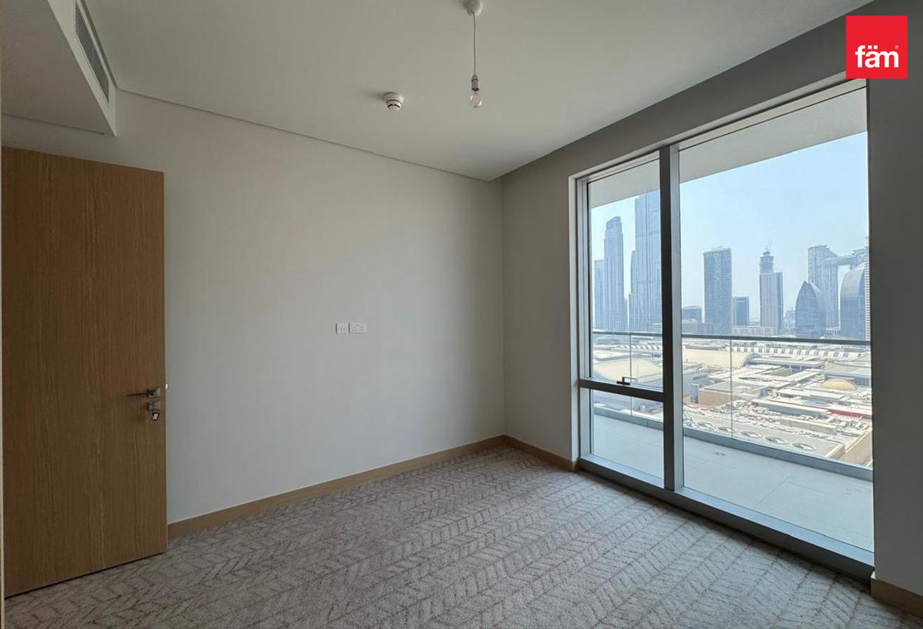 High Floor | Burj View | Mall Access | Unfurnished photo 4