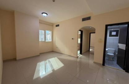 Apartment - 1 Bedroom - 2 Bathrooms for rent in New Al Taawun Road - Al Taawun - Sharjah