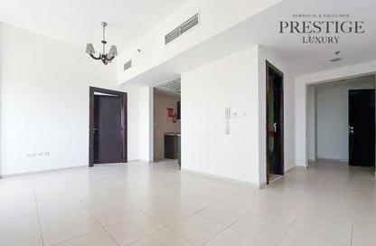 Apartment - 1 - 2 for sale in Silicon Gates 2 - Silicon Gates - Dubai Silicon Oasis - Dubai