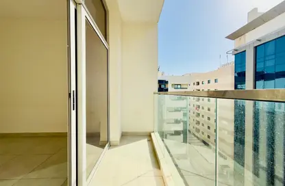 Apartment - 2 Bedrooms - 2 Bathrooms for rent in Mankhool Building - Mankhool - Bur Dubai - Dubai