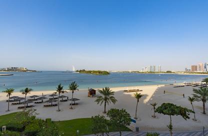 Apartment - 2 - 2 for rent in Al Hatimi - Shoreline Apartments - Palm Jumeirah - Dubai