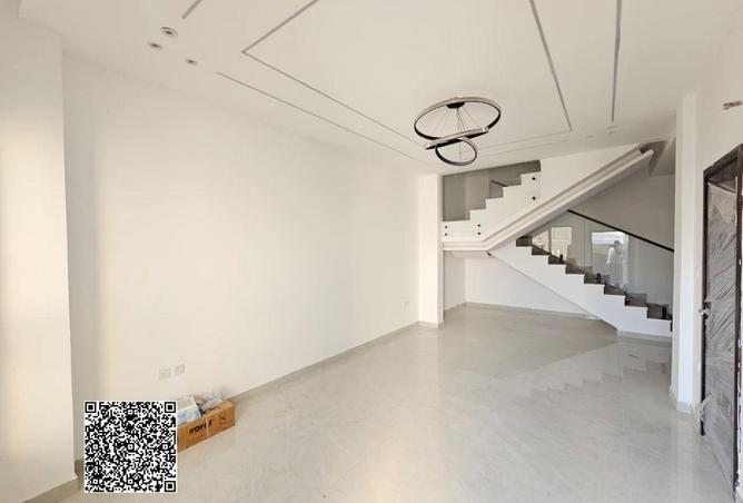 102174928 - Property Image 3