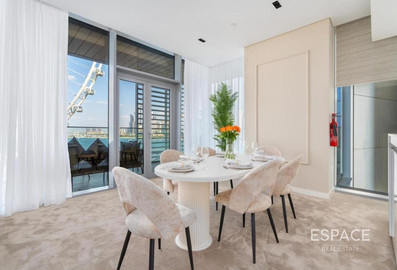 Vacant | Dubai Eye View | Furnished photo 3