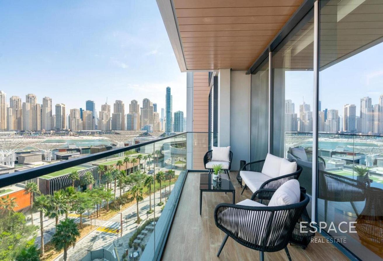 Vacant | Dubai Eye View | Furnished photo 14