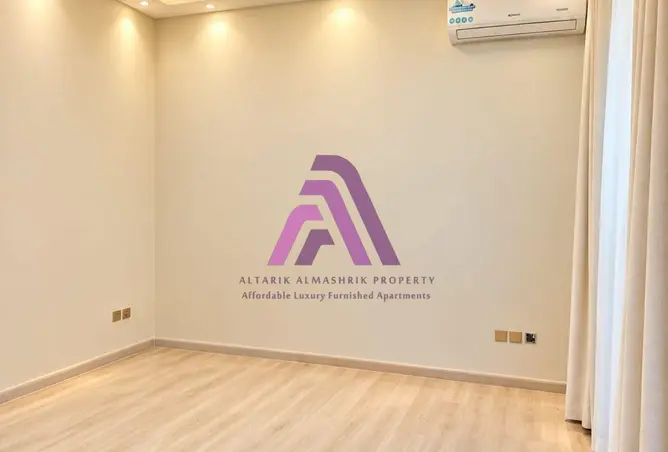 156011312 - Property Image 3