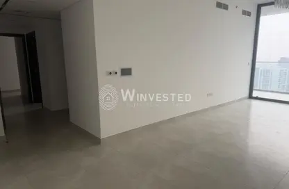 شقة - غرفة نوم - 3 حمامات للايجار في زا باراجون لآي جي او - الخليج التجاري - دبي