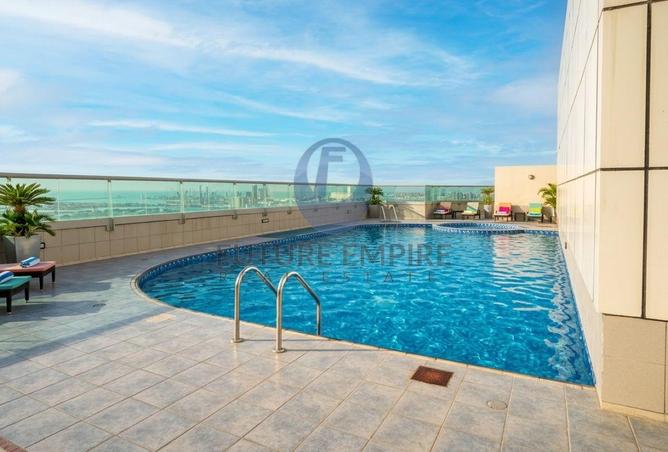 Chiller Free Huge 3BHK With Maid Room 2 Parking