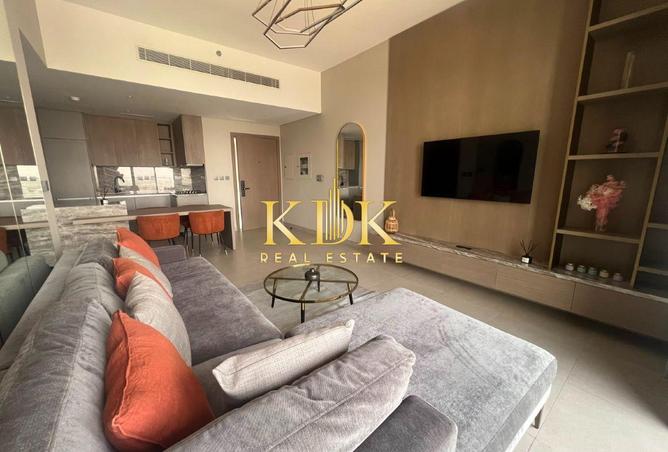 Furnished Unit | Fitted Kitchen| Amenities Access photo 3