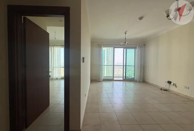128816186 - Property Image 2