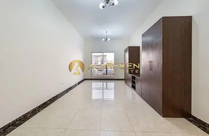 Apartment - 1 Bathroom for rent in Pantheon Boulevard - District 13 - Jumeirah Village Circle - Dubai