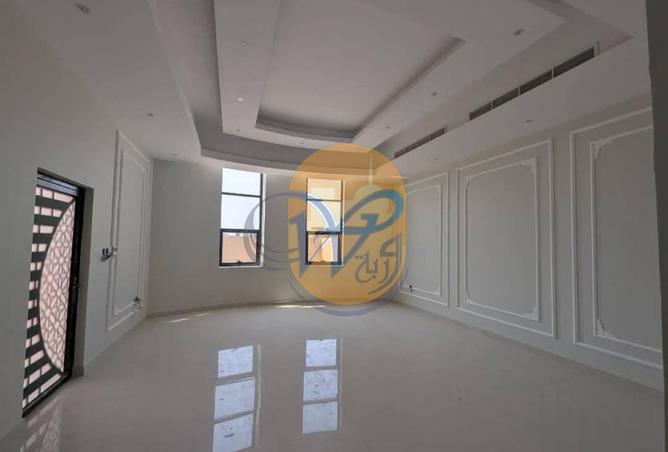 74620567 - Property Image 3