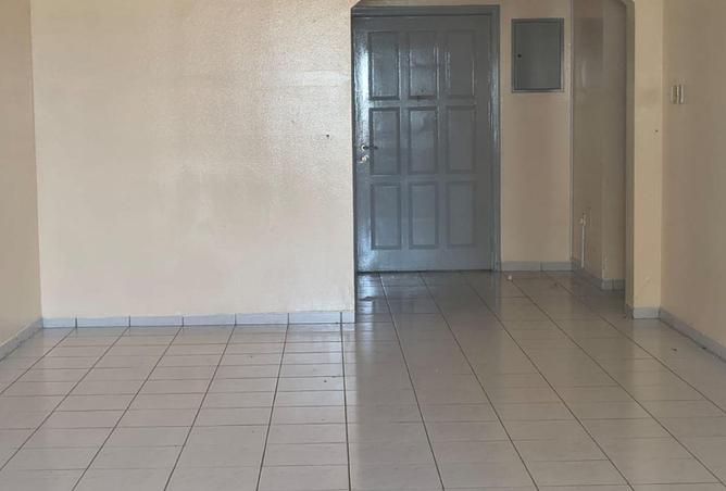 93573797 - Property Image 3
