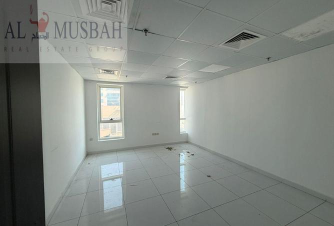 57778100 - Property Image 3