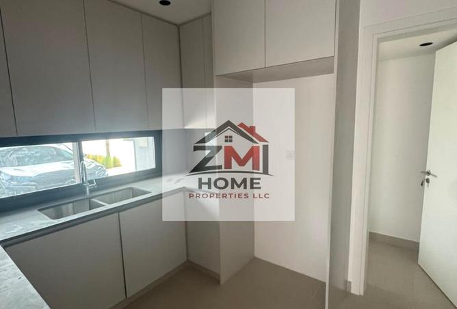 137008373 - Property Image 2
