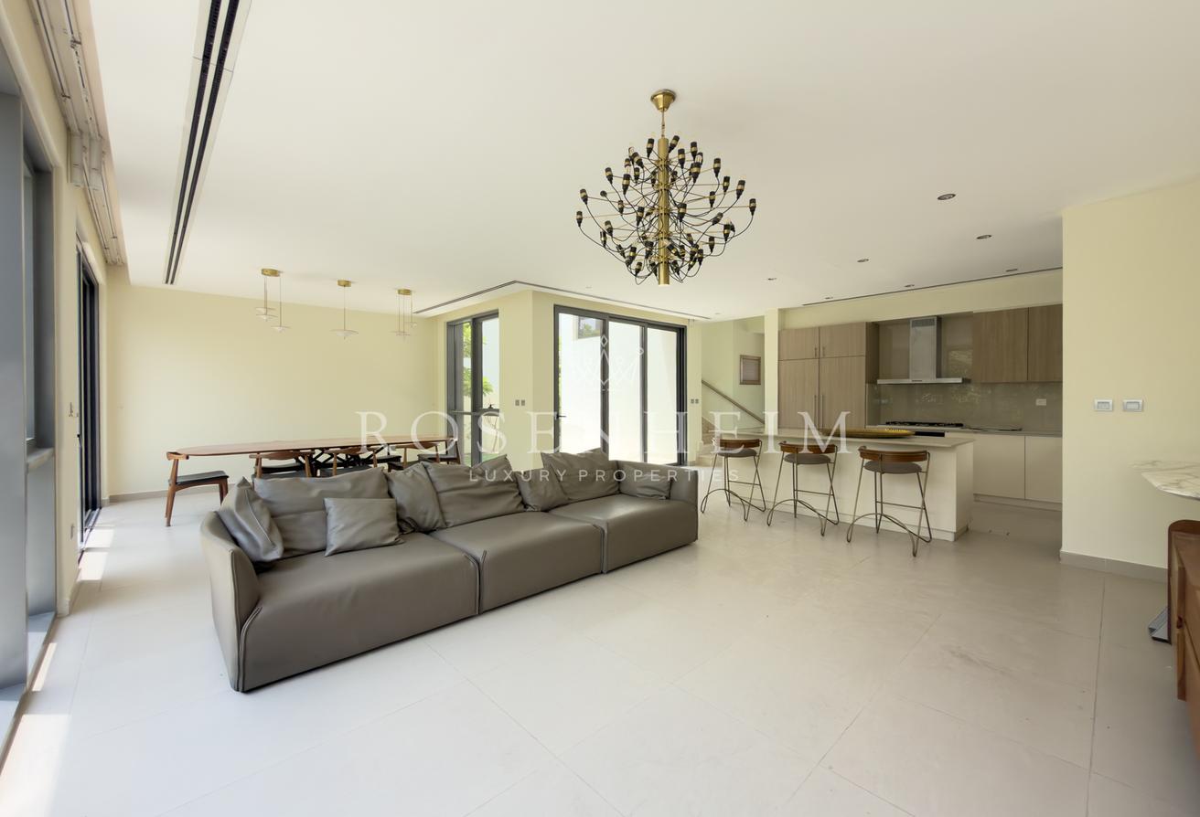 Close To Amenities | Available Now | On Green Belt photo 4