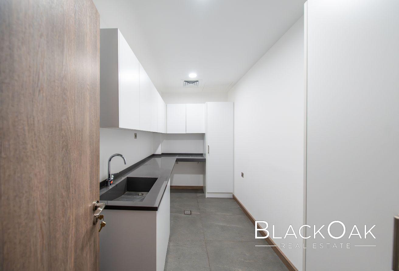 Skyline Views | Extended 4BR Villa | Exclusive photo 15