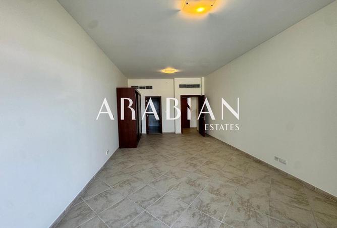 76983273 - Property Image 2