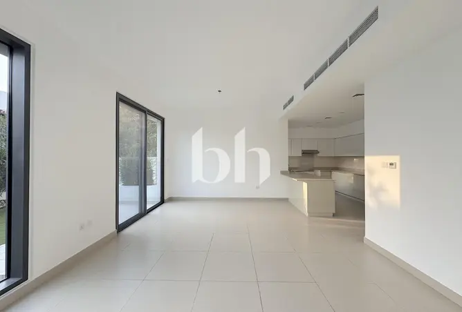 151922989 - Property Image 3