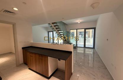 Duplex - 3 Bedrooms - 5 Bathrooms for sale in Oasis 1 - Oasis Residences - Masdar City - Abu Dhabi Duplex - 3 Bedrooms - 5 Bathrooms for sale in Oasis 1 - Oasis Residences - Masdar City - Abu Dhabi