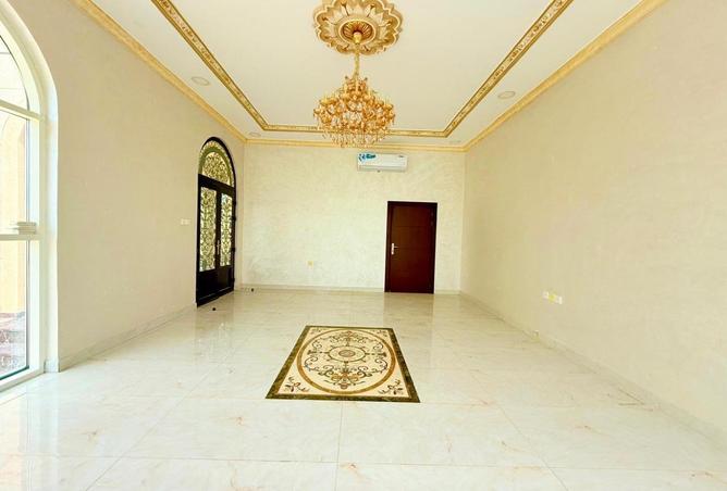 76585920 - Property Image 3