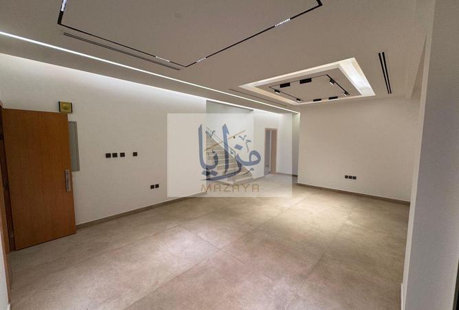 54397923 - صورة العقار 2