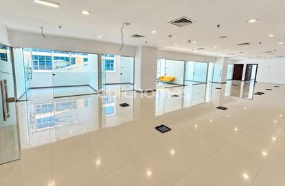 Office Space - Studio - 1 for rent in Bay Square Building 7 - Bay Square - Business Bay - Dubai