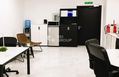 Office Space - Studio - 1 Bathroom for rent in Tamani Art Tower - Business Bay - Dubai