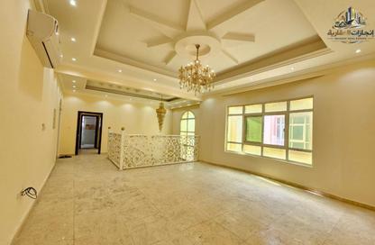 فيلا - 5 غرف نوم - 7 حمامات للايجار في 1 المويهات - المويهات - عجمان