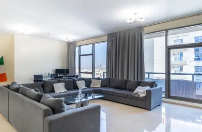 Apartment - 3 Bedrooms - 4 Bathrooms for sale in Avenue Residence 1 - Avenue Residence - Al Furjan - Dubai