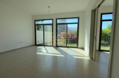 Townhouse - 4 Bedrooms - 4 Bathrooms for rent in Naseem Townhouses - Town Square - Dubai