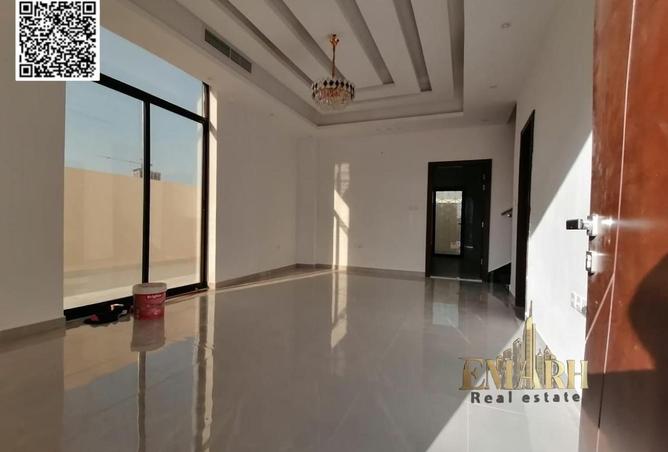 103687324 - Property Image 2