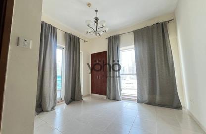 Apartment - 1 - 2 for rent in Cascades Tower - Dubai Marina - Dubai Apartment - 1 - 2 for rent in Cascades Tower - Dubai Marina - Dubai