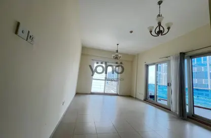 Apartment - 1 Bedroom - 2 Bathrooms for rent in Cascades Tower - Dubai Marina - Dubai