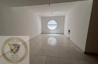 Apartment - 2 Bedrooms - 2 Bathrooms for rent in Bu Tina - Al Sharq - Sharjah Apartment - 2 Bedrooms - 2 Bathrooms for rent in Bu Tina - Al Sharq - Sharjah
