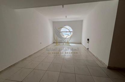 Apartment - 2 Bedrooms - 2 Bathrooms for rent in Bu Tina - Al Sharq - Sharjah Apartment - 2 Bedrooms - 2 Bathrooms for rent in Bu Tina - Al Sharq - Sharjah
