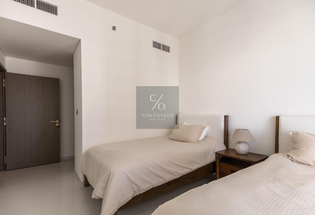 LUXURY LIVING | FULLY FURNISHED | READY TO MOVE IN photo 22