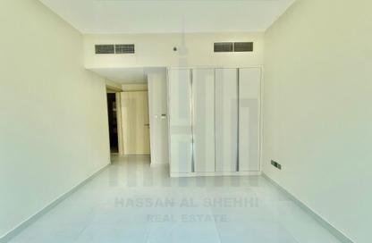 Apartment - 2 - 3 for rent in Muweileh Community - Muwaileh Commercial - Sharjah