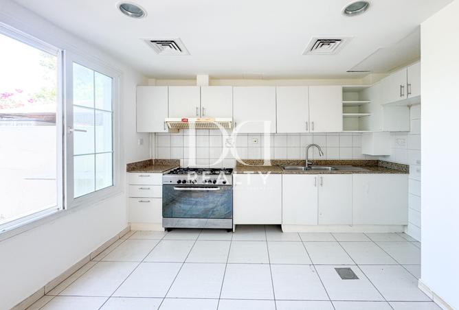 65157906 - Property Image 3