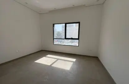 Apartment - 1 Bedroom - 1 Bathroom for rent in Al Qulaya'ah - Al Sharq - Sharjah