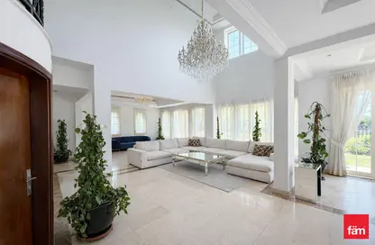 Villa - 4 Bedrooms - 4 Bathrooms for rent in Entertainment Foyer - European Clusters - Jumeirah Islands - Dubai