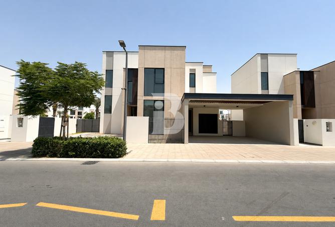 98703988 - Property Main Image
