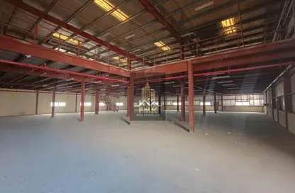 مستودع - استوديو - 3 حمامات للايجار في المرحلة 1 - مجمع دبي للاستثمار - دبي