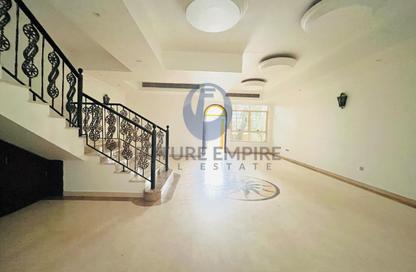 Villa - 3 - 4 for rent in Al Garhoud - Dubai