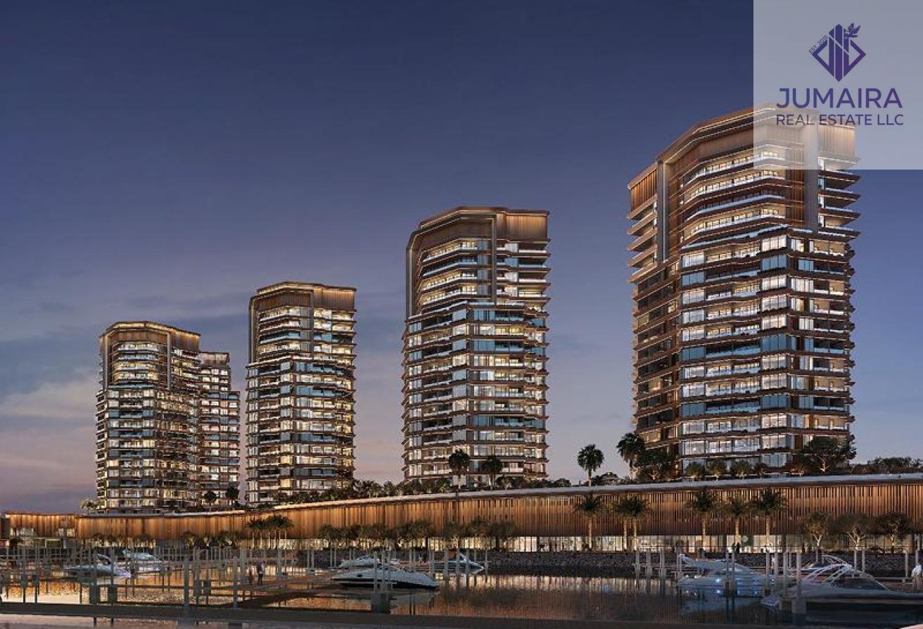 Studio For Sale | Exceptional Water Front/Sea View