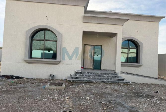 73843830 - Property Image 2