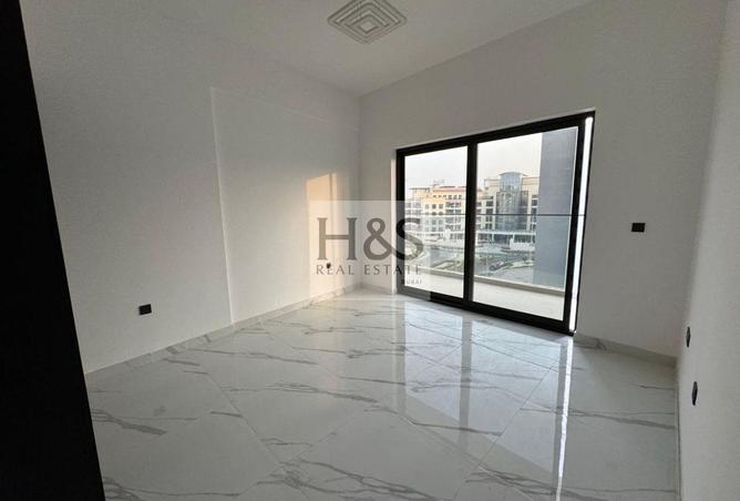 81954656 - صورة العقار 3