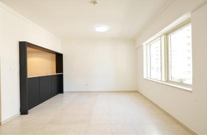 Apartment - 1 Bedroom - 2 Bathrooms for sale in Al Majara 5 - Al Majara Towers - Dubai Marina - Dubai