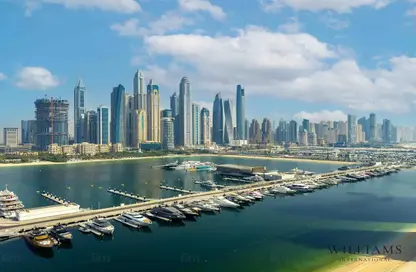Apartment - 2 Bedrooms - 2 Bathrooms for sale in Palace Beach Residence Tower 2 - Palace Beach Residence - EMAAR Beachfront - Dubai Harbour - Dubai